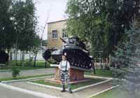 Т-18 стал первым массовым советским танком, производился серийно с 1928 по 1931 гг. Изготовлено более 900 таких машин.