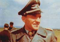 Ганс-Ульрих Рудель, самый удачливый пилот пикирующего бомбардировщика Ju-87 "Stuka".